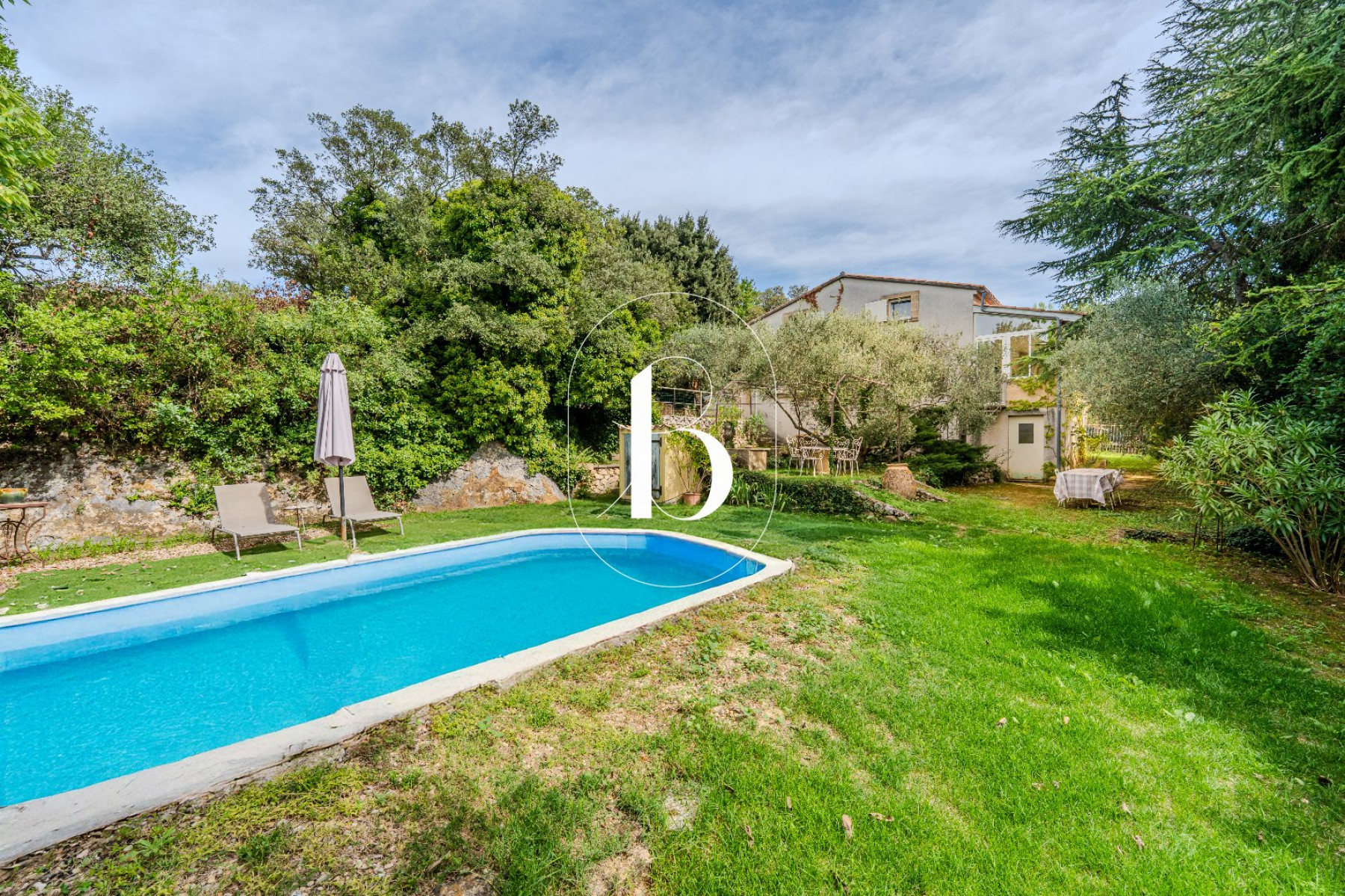 sale Villa Uzes