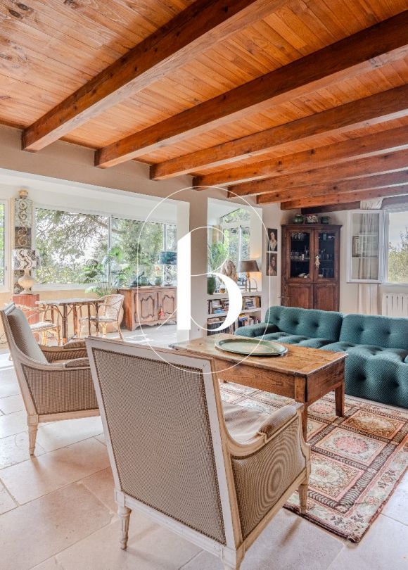 sale Villa Uzes