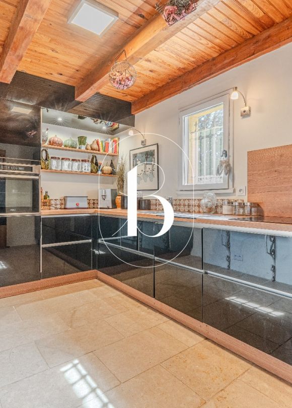 sale Villa Uzes