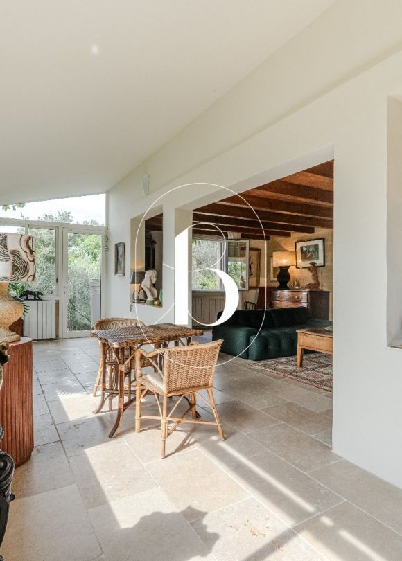 sale Villa Uzes