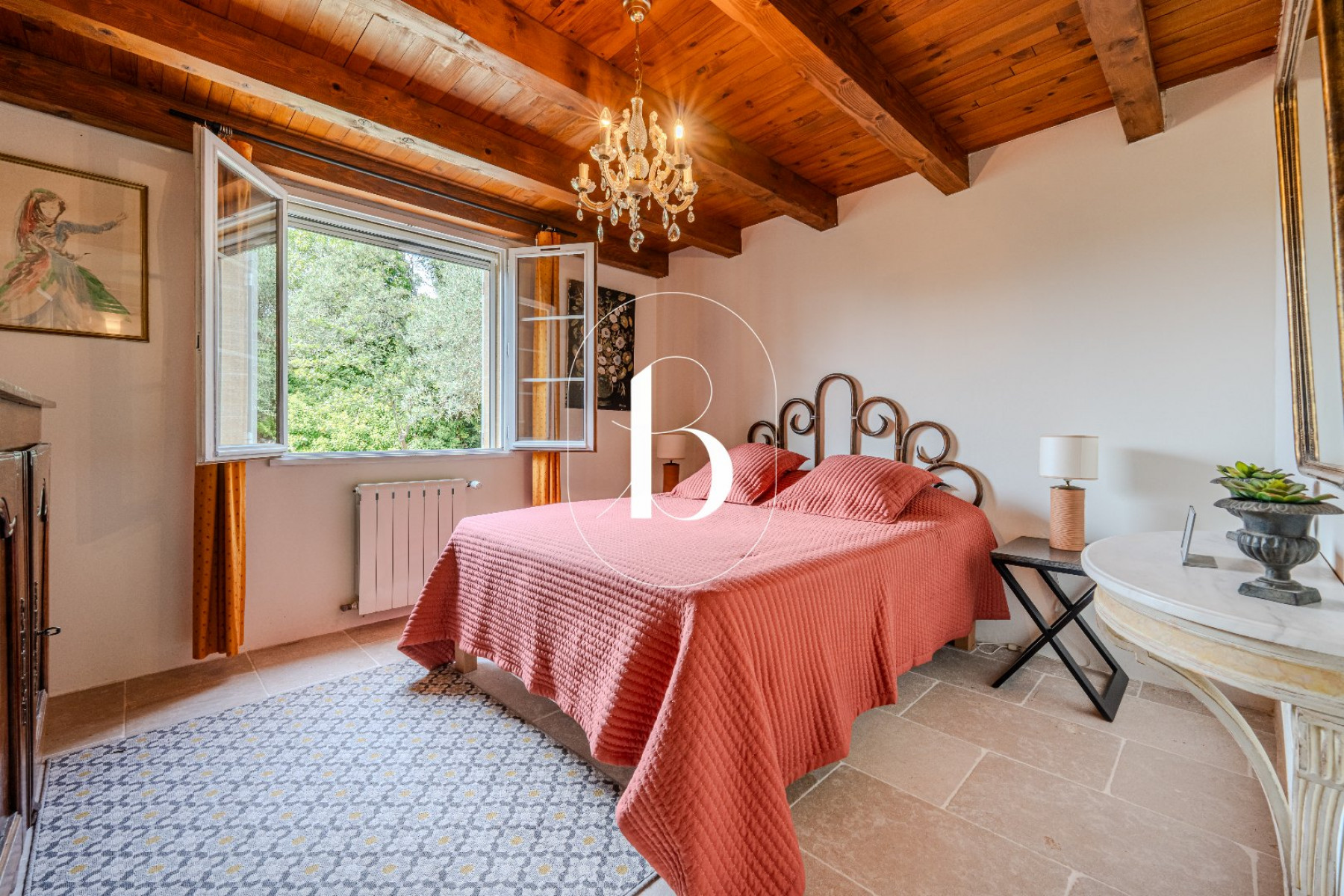 sale Villa Uzes