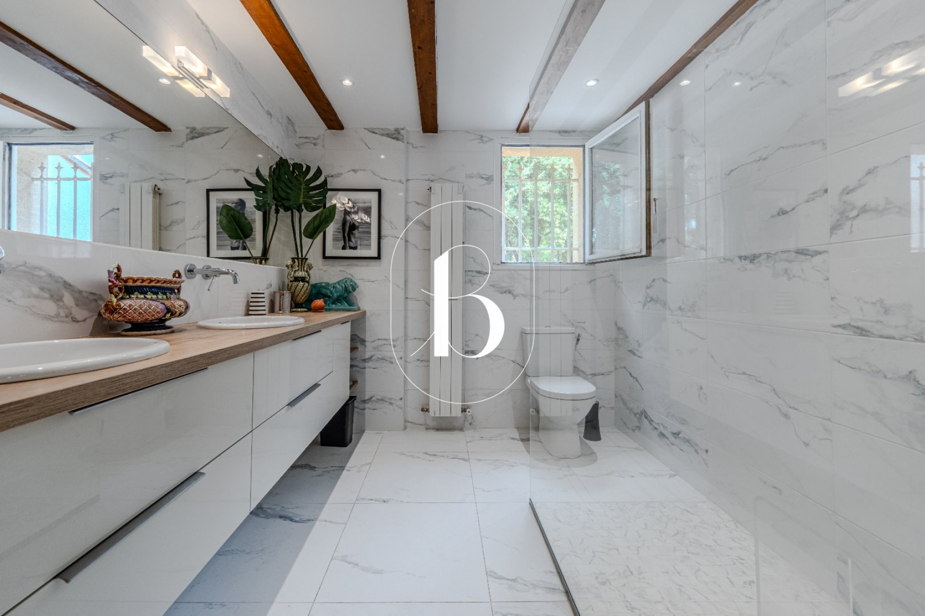 sale Villa Uzes