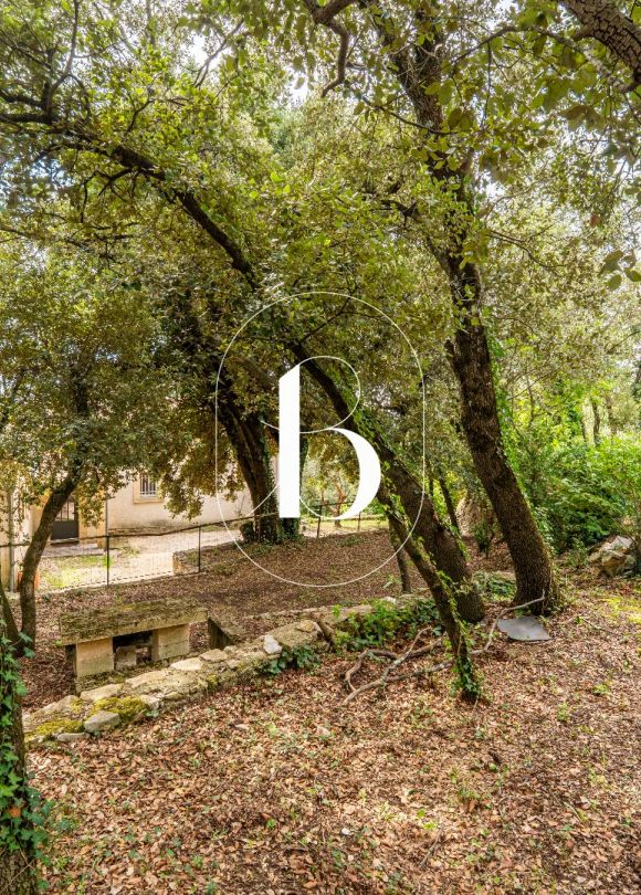 sale Villa Uzes