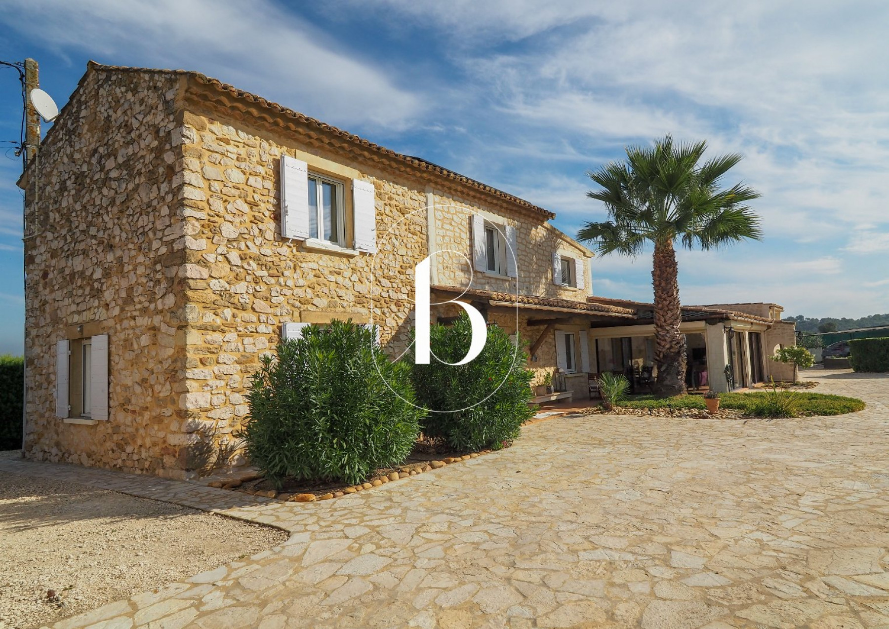 vente Mas Saint Victor La Coste