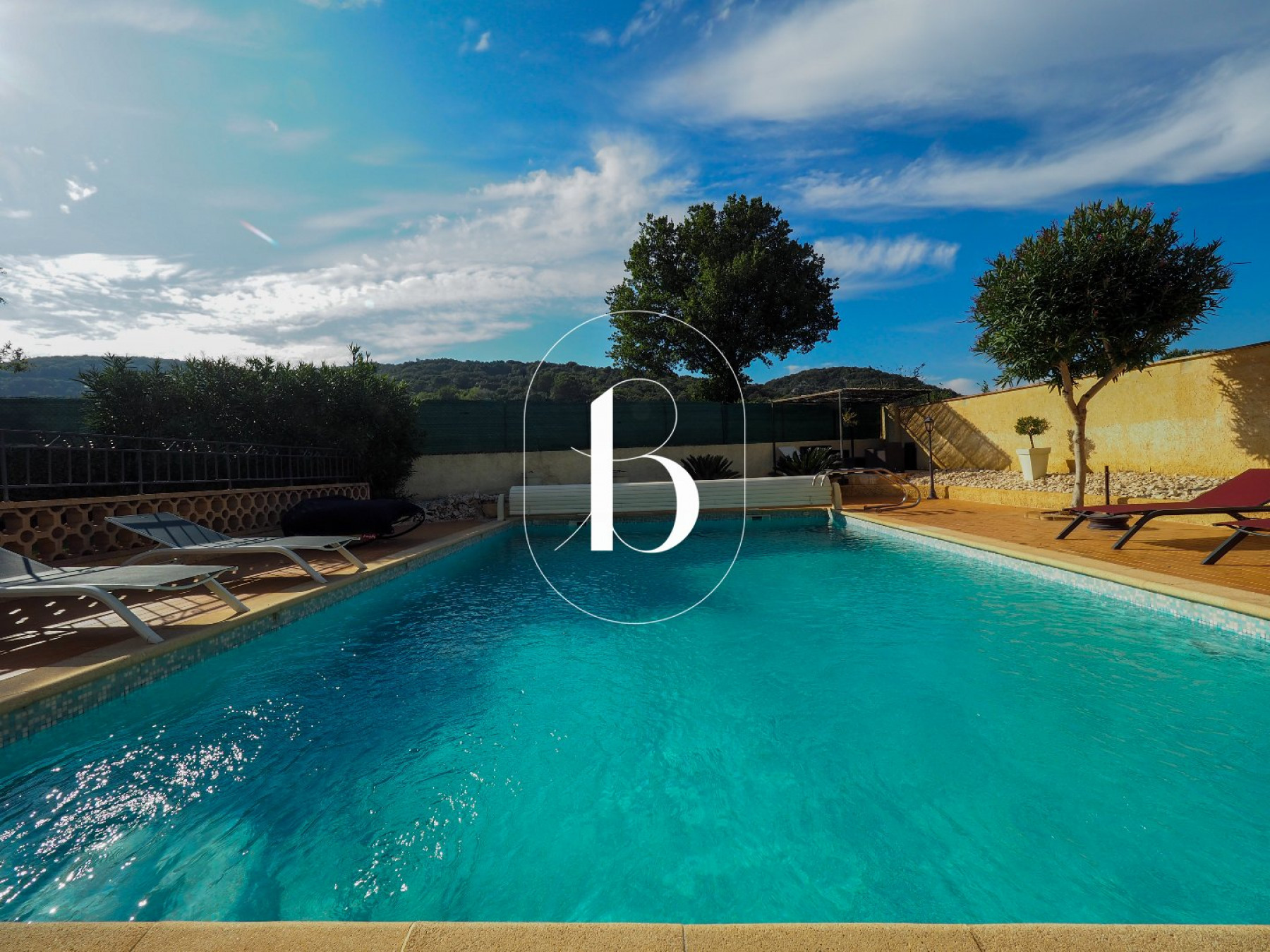 vente Mas Saint Victor La Coste