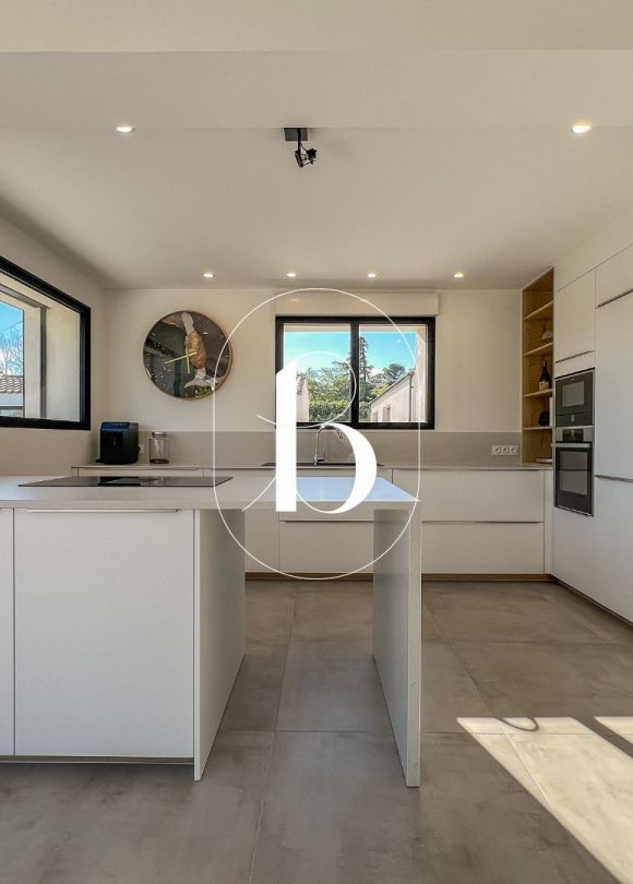 sale Maison contemporaine Uzes