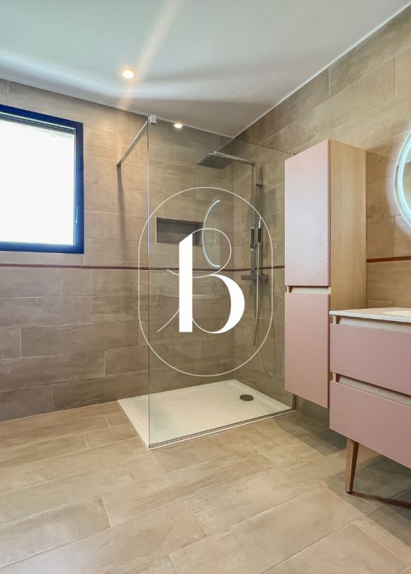 sale Maison contemporaine Uzes