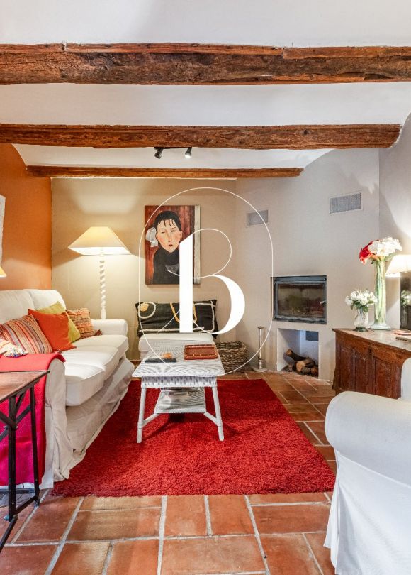 sale Mas Uzes
