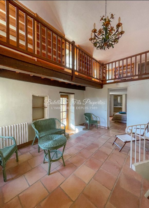 vente Mas La Roque Sur Ceze