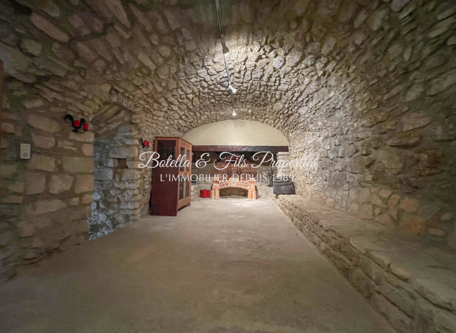 vente Mas La Roque Sur Ceze