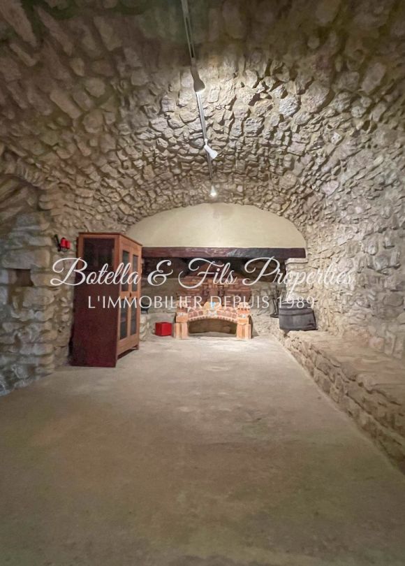 vente Mas La Roque Sur Ceze