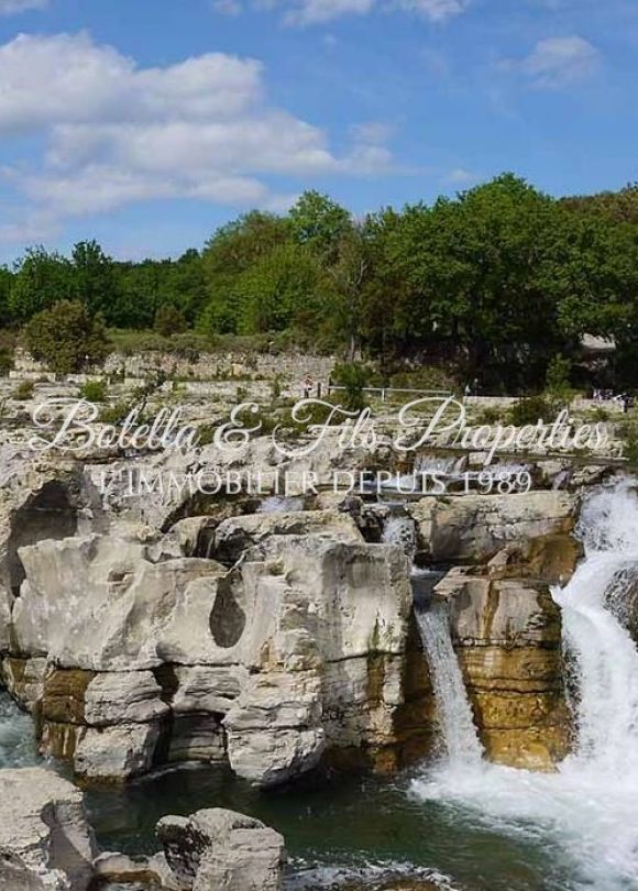 vente Mas La Roque Sur Ceze