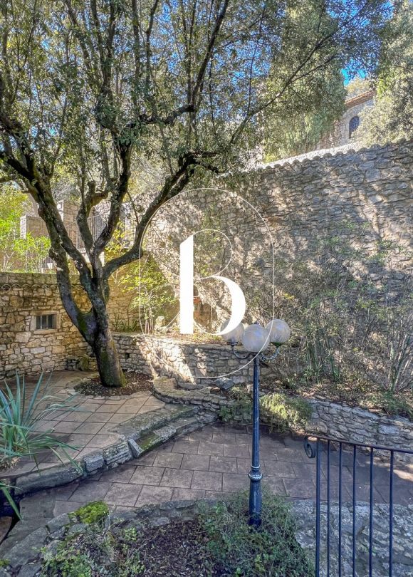 vente Mas La Roque Sur Ceze