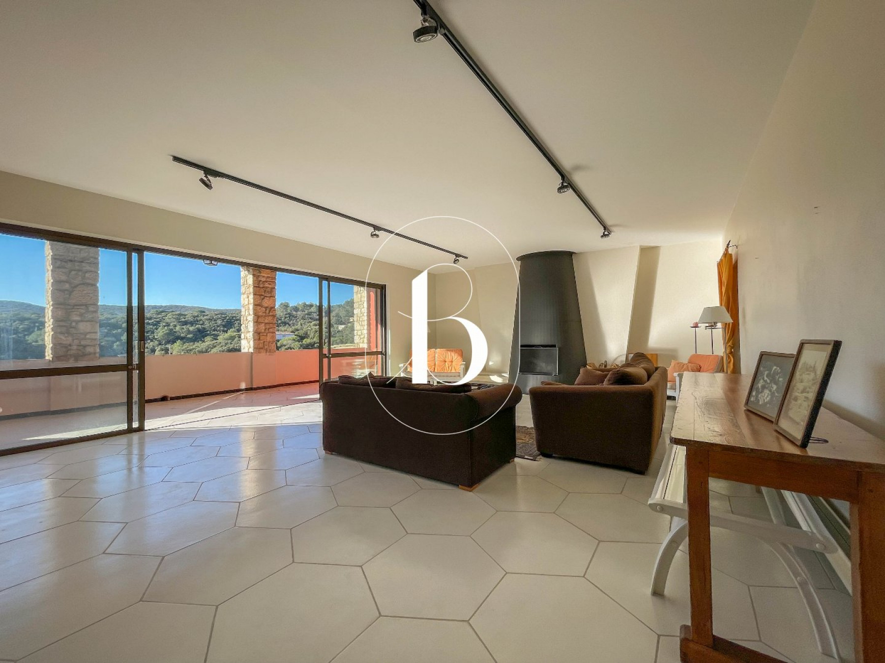 vente Mas La Roque Sur Ceze