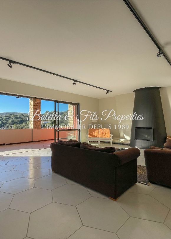 vente Mas La Roque Sur Ceze