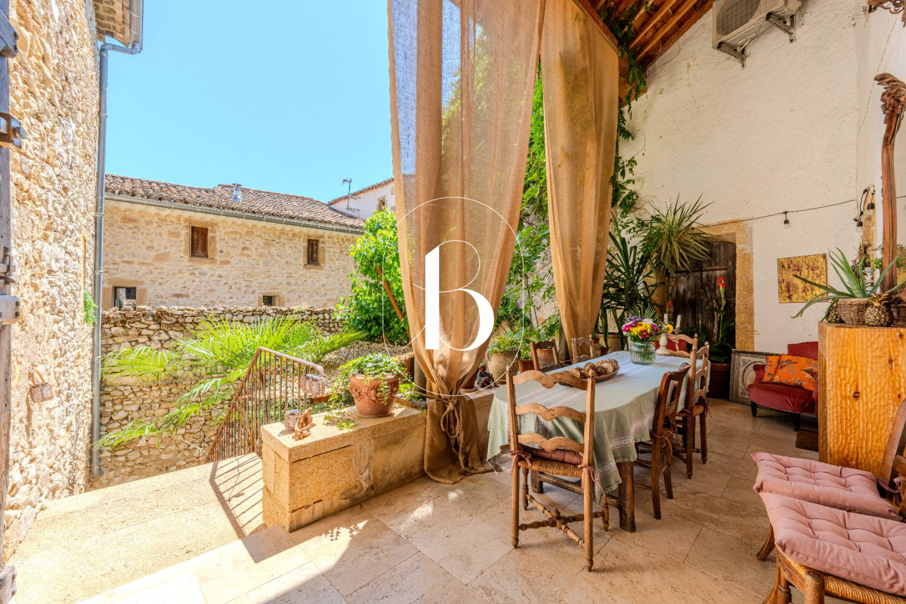 vente Mas Uzes
