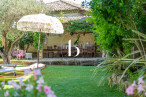 sale Mas Uzes