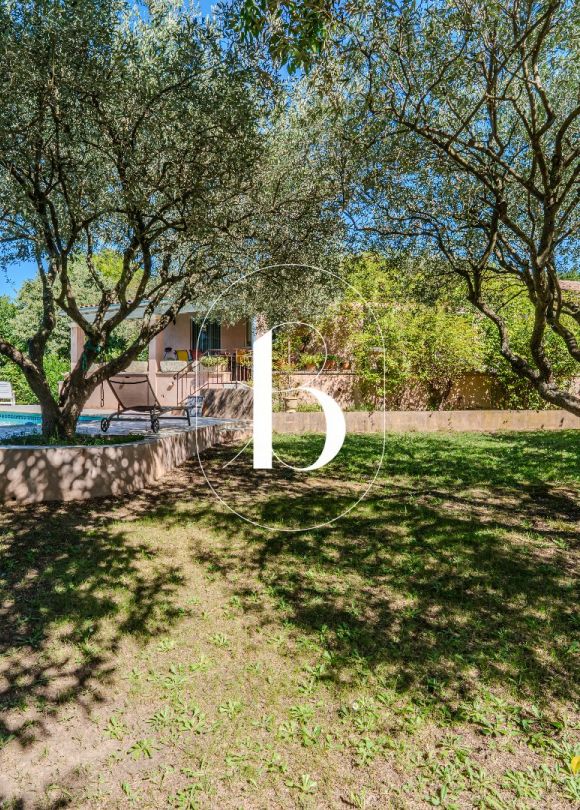 sale Villa Uzes