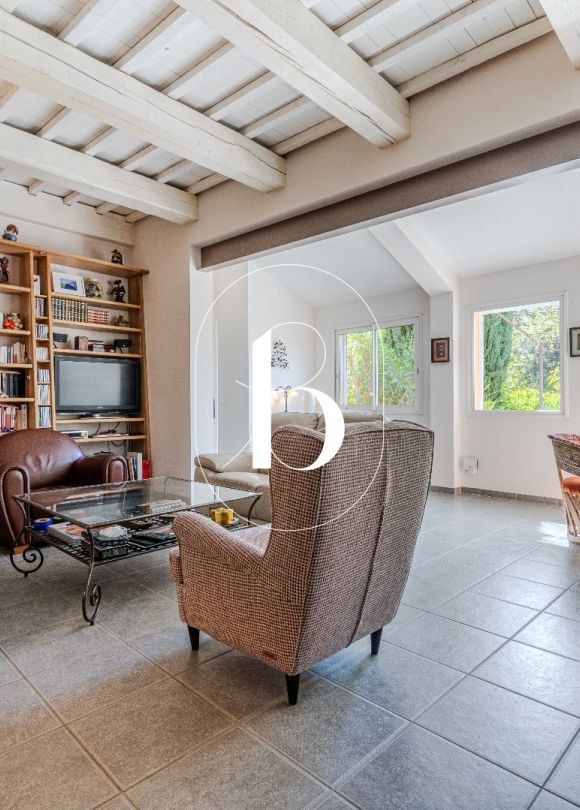 sale Villa Uzes