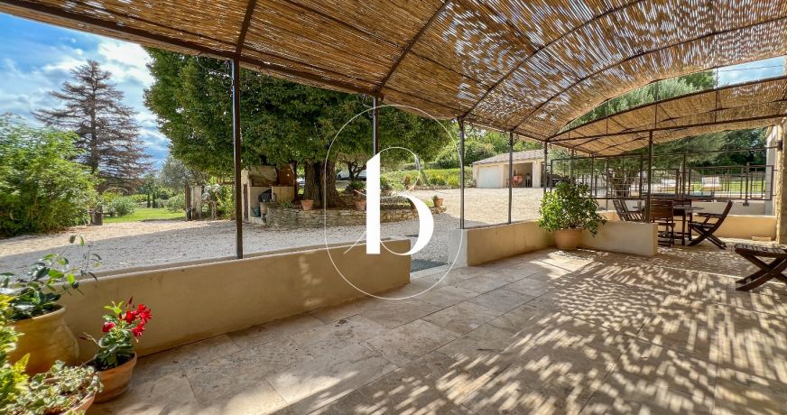 vente Mas Saint Paulet De Caisson