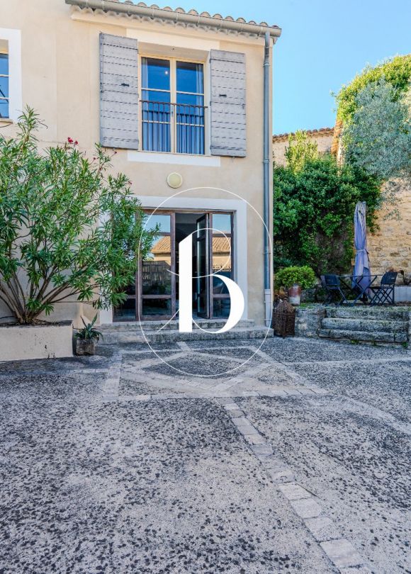 vente Maison de village Uzes