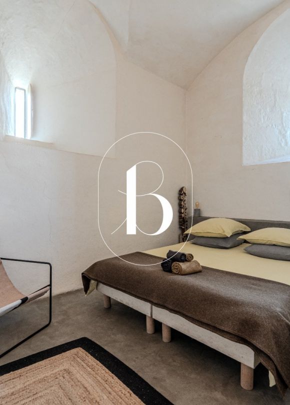 sale Château Aubenas