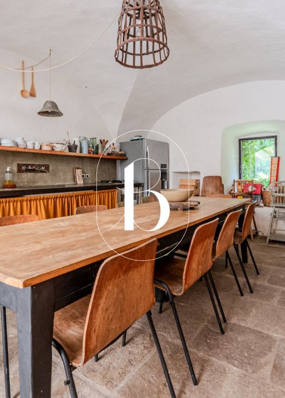 sale Château Aubenas