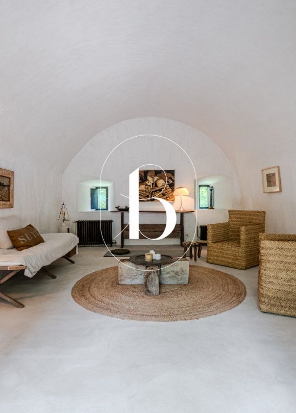 sale Château Aubenas