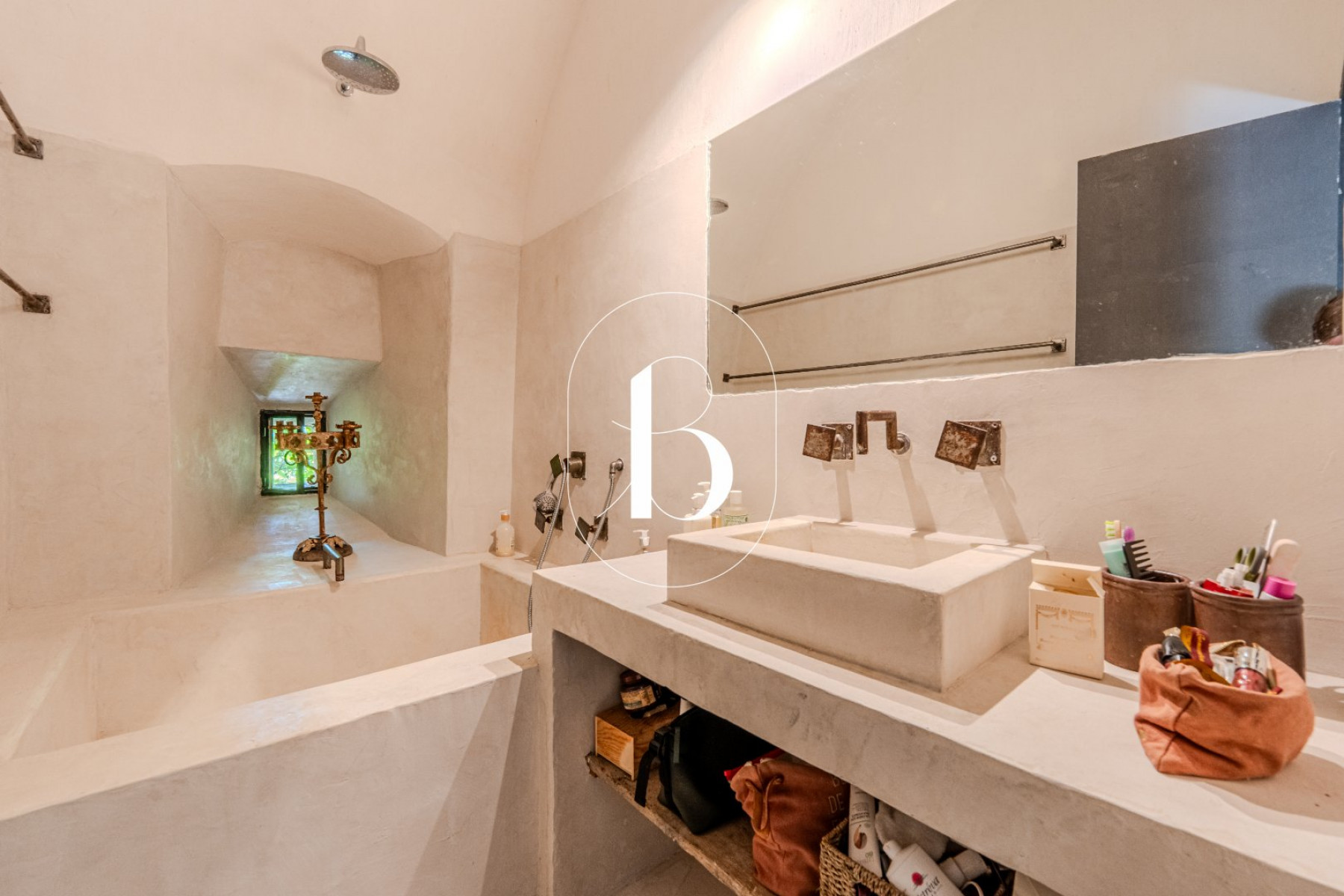 sale Château Aubenas