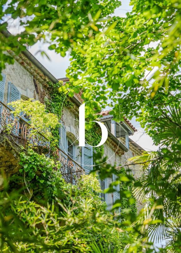 sale Château Aubenas