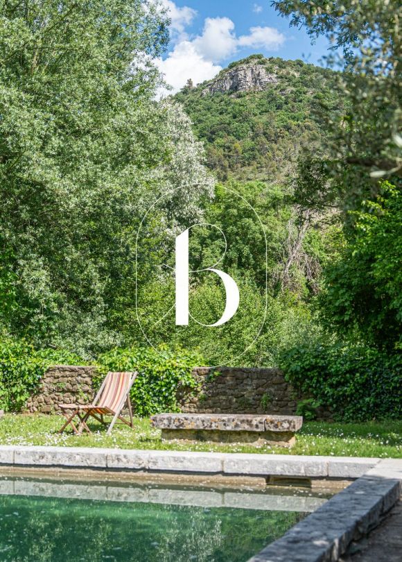 sale Château Aubenas