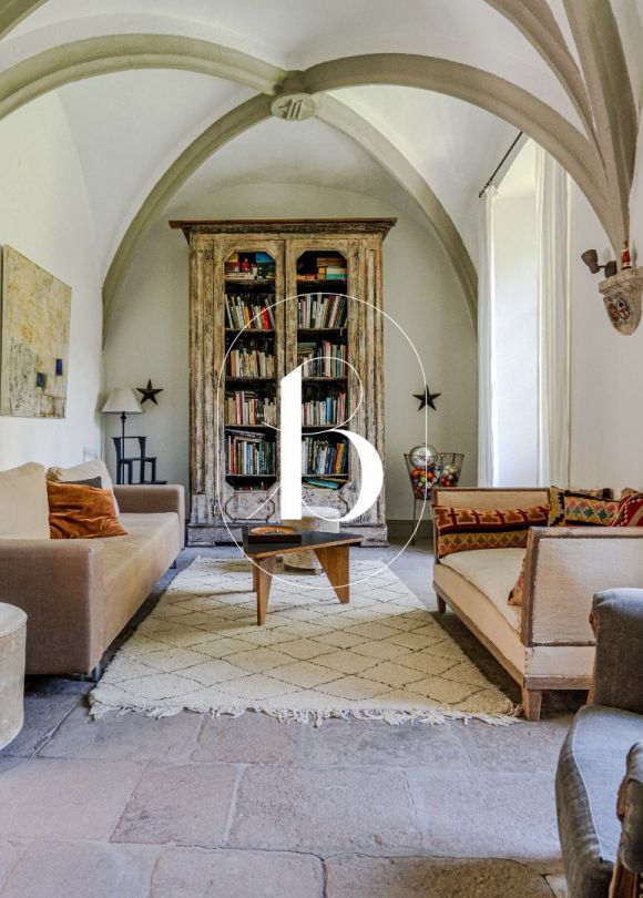 sale Château Aubenas