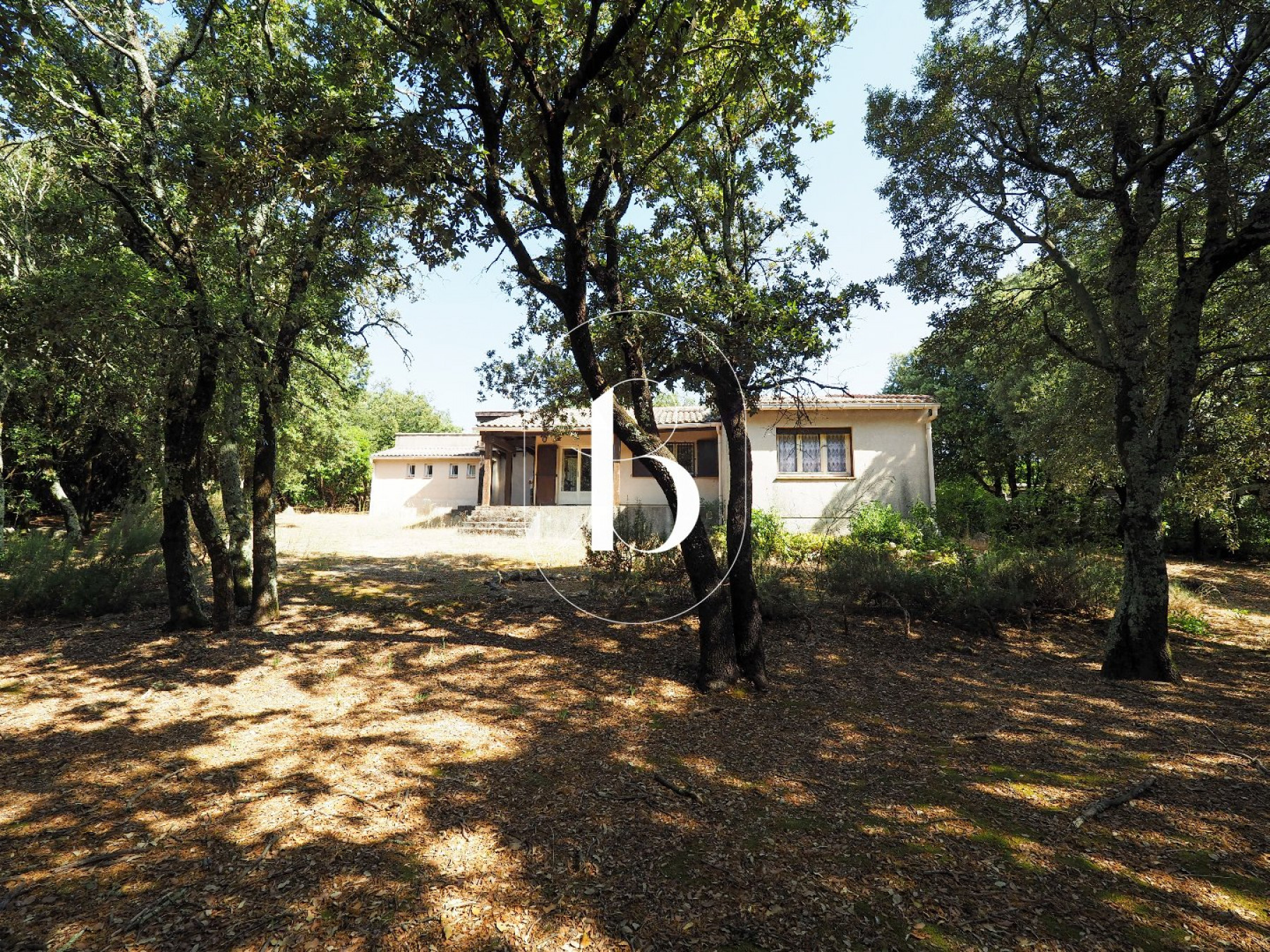 sale Villa Uzes