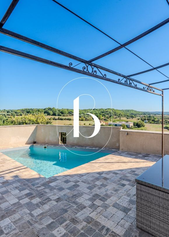 vente Maison de village Uzes