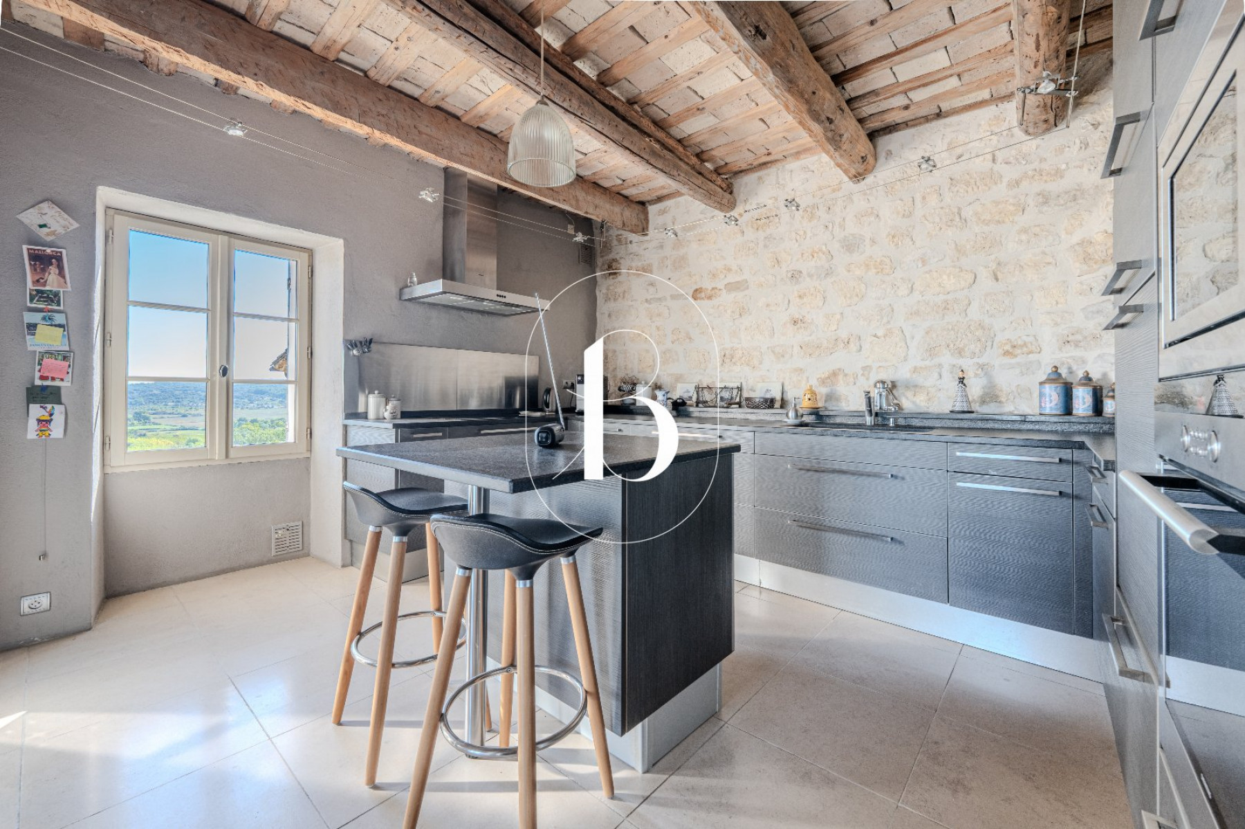 vente Maison de village Uzes