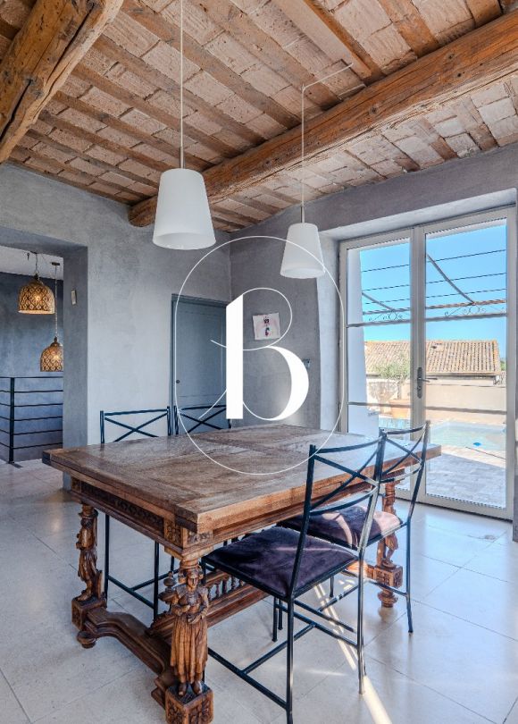 vente Maison de village Uzes