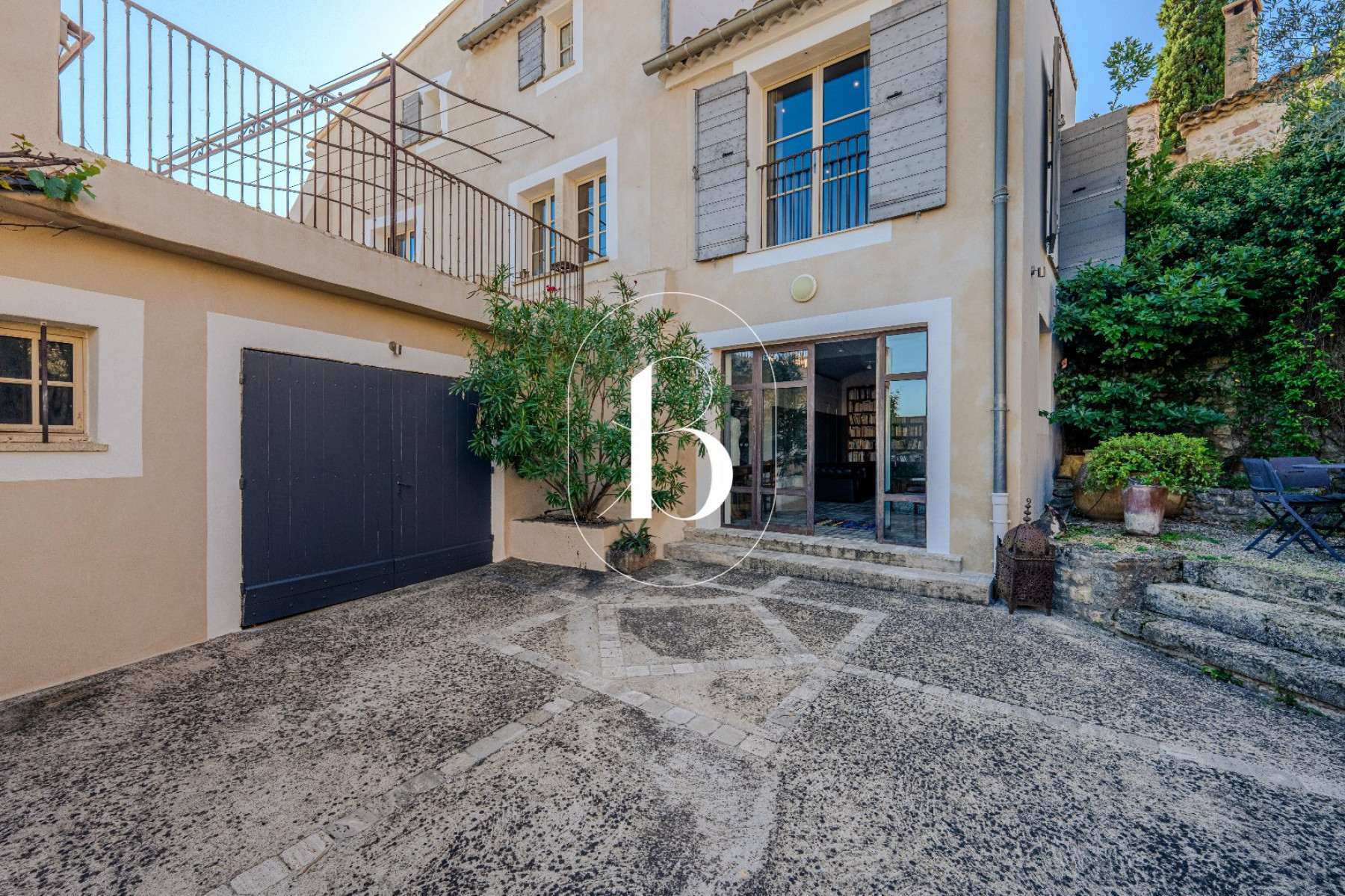 vente Maison de village Uzes