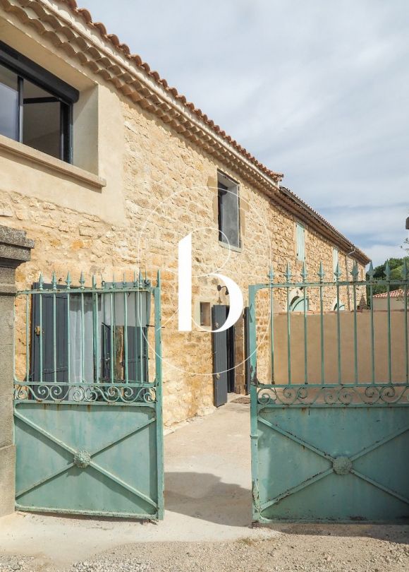 vente Maison de village Uzes