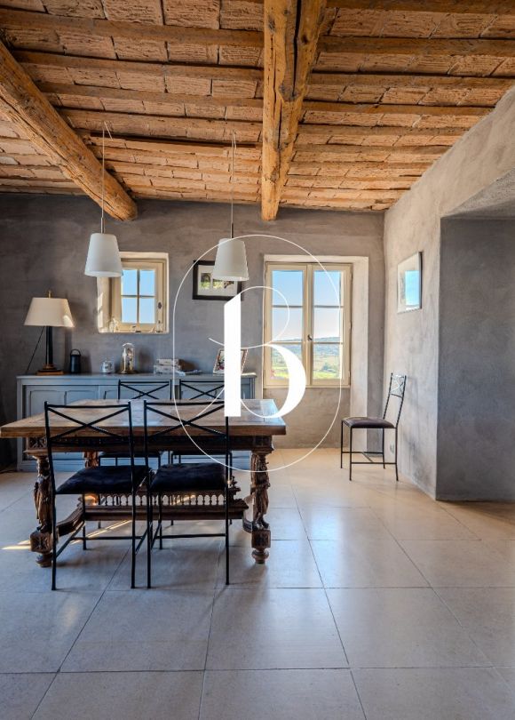 vente Maison de village Uzes