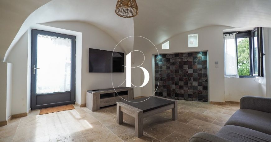 vente Maison de village Uzes