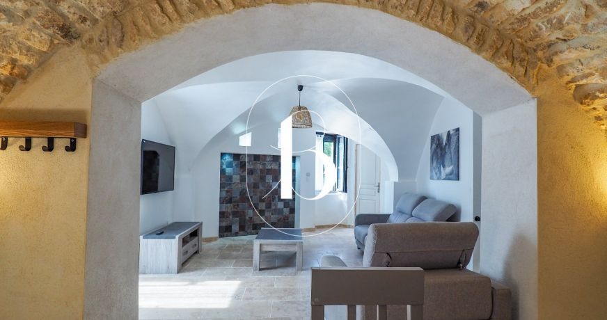 vente Maison de village Uzes