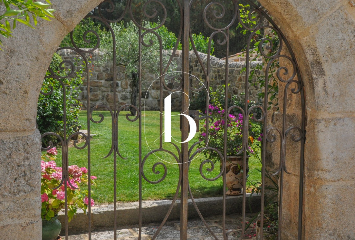 vente Mas Joyeuse - Photo 6