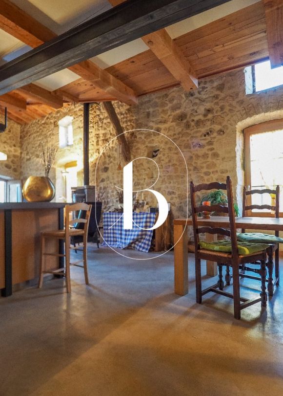 vente Maison de village Uzes