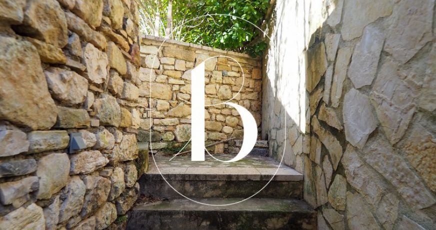 vente Maison de village Uzes