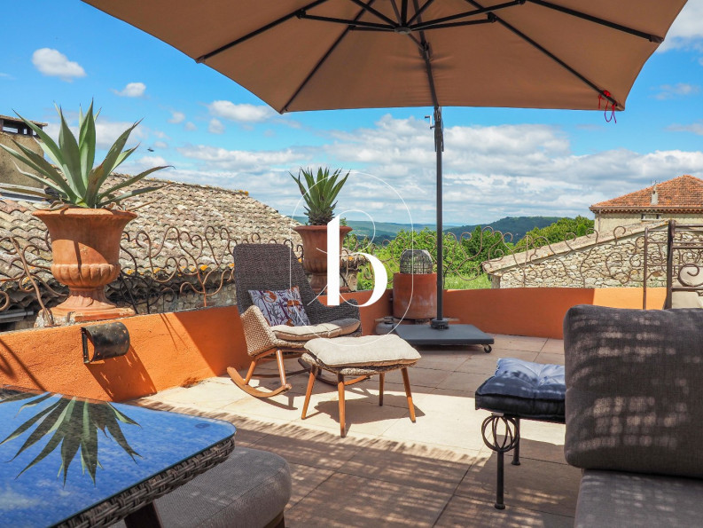 vente Maison de village Saint Laurent De Carnols - Photo 2