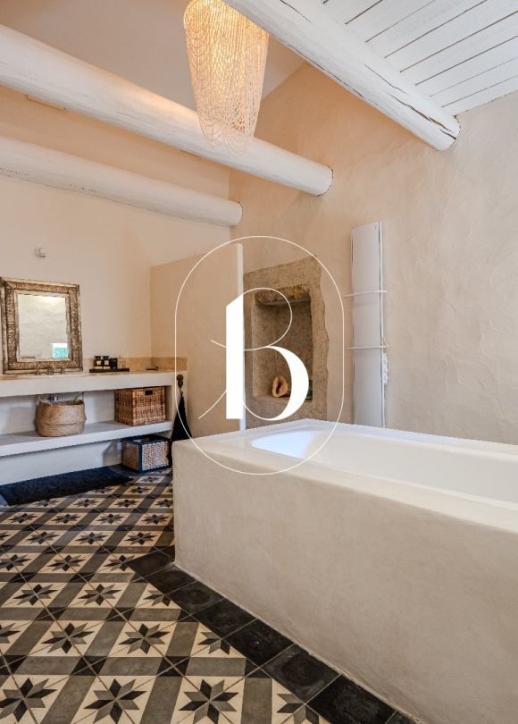 vente Maison de village Uzes