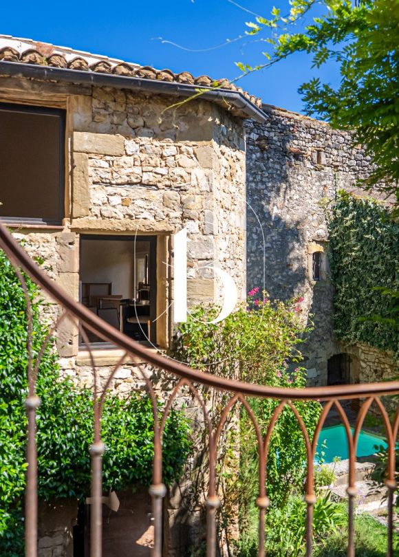 vente Maison de village Uzes