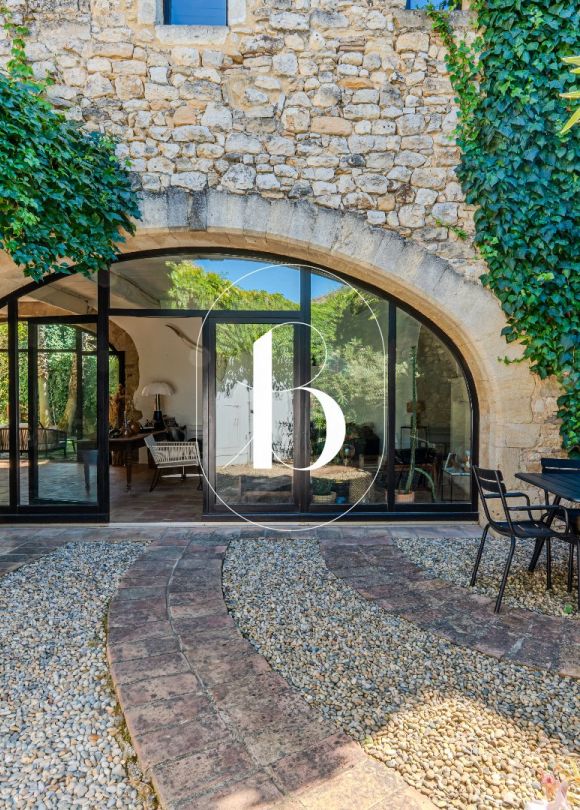 vente Maison de village Uzes