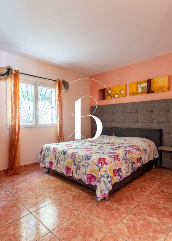 sale Villa Saint Victor La Coste