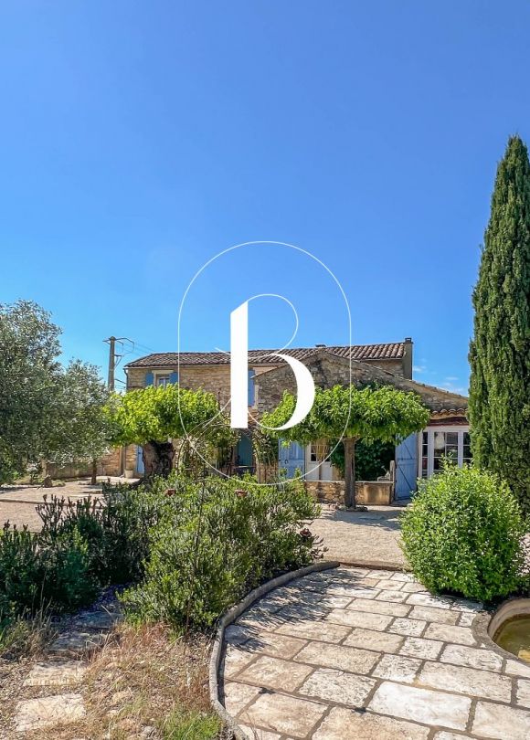 sale Mas Goudargues